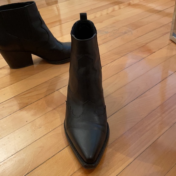 Sam Edelman bootie - Picture 2 of 4